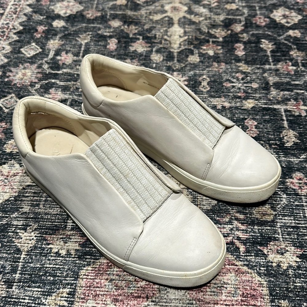 Vince flats 7.5